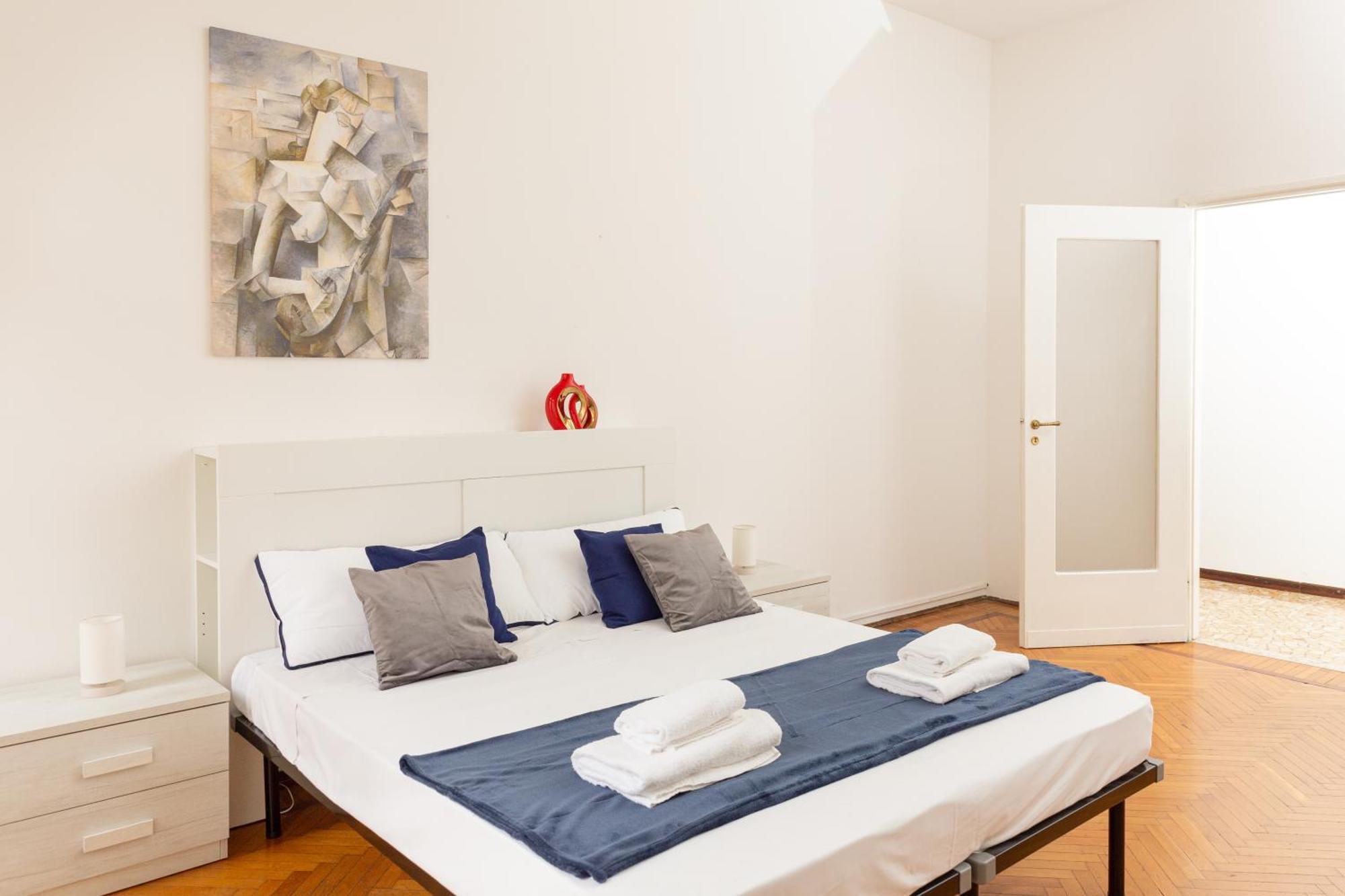 Picasso - Spacious Exclusive Apartment Mediolan Zewnętrze zdjęcie